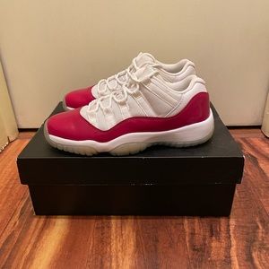 Air Jordan 11 Retro Low GS ‘Cherry’ 2016